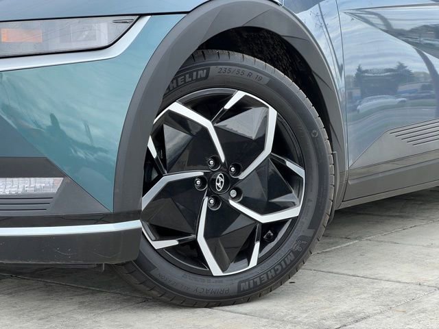 Certified 2024 Hyundai Ioniq 5 SEL AWD/4WD image 2