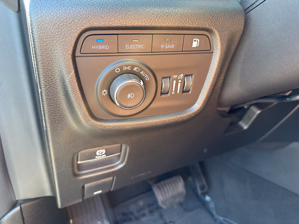 Used 2024 Jeep Grand Cherokee Limited 4xe AWD/4WD image 26