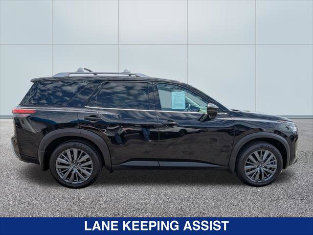 Used 2022 Nissan Pathfinder SL w/ SL Premium Package image 6