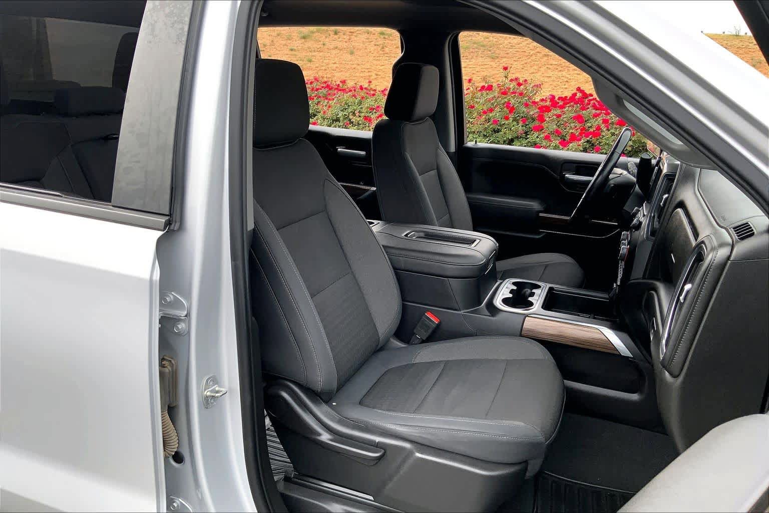 Used 2019 Chevrolet Silverado 1500 RST w/ All-Star Edition AWD/4WD image 9