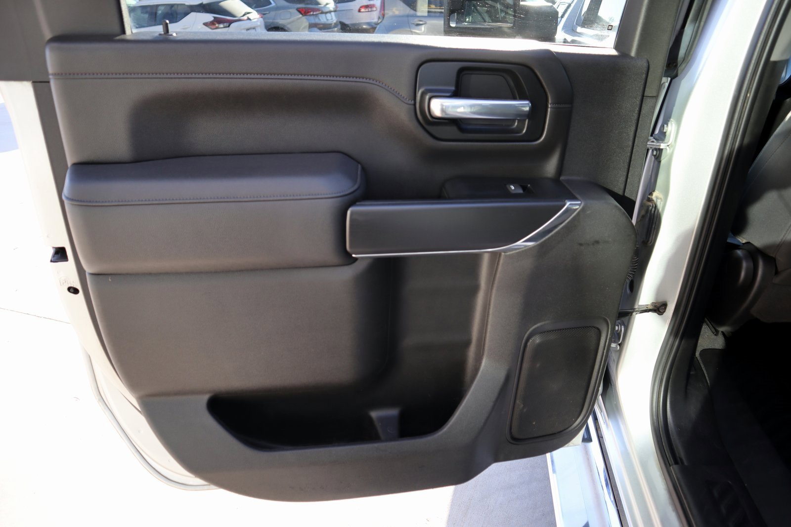 Used 2023 GMC Sierra 2500 SLE image 18