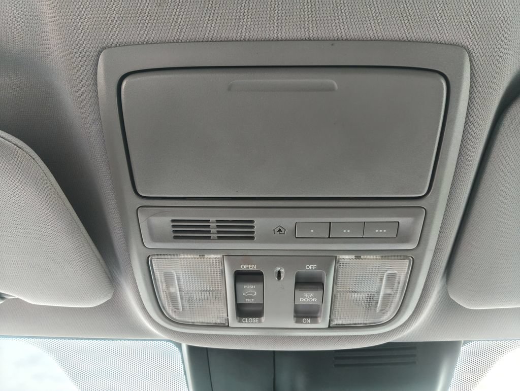 Used 2019 Honda CR-V EX-L image 32