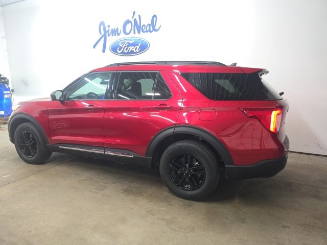 Used 2023 Ford Explorer XLT w/ Equipment Group 202A image 31