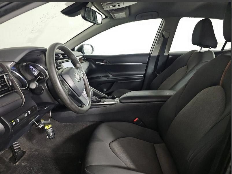 Used 2020 Toyota Camry LE w/ Convenience Package FWD image 3
