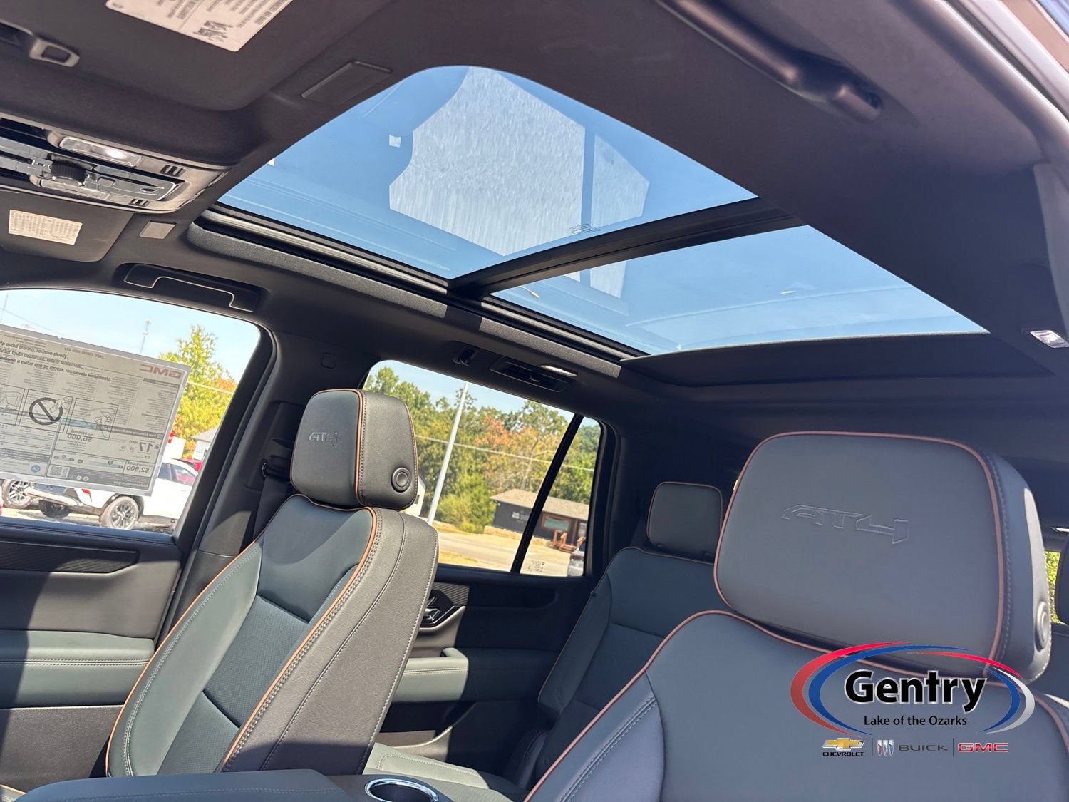 New 2026 GMC Yukon AT4 w/ AT4 Premium Package AWD/4WD image 16