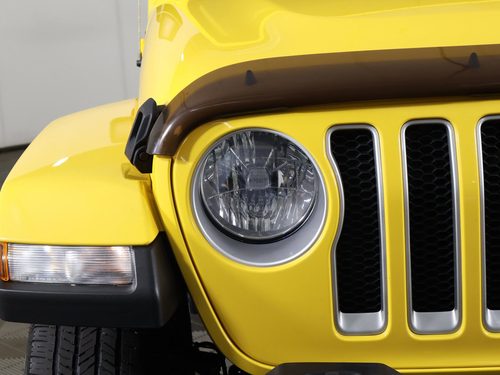 Used 2021 Jeep Wrangler Unlimited Sahara w/ Dual Top Group AWD/4WD image 10