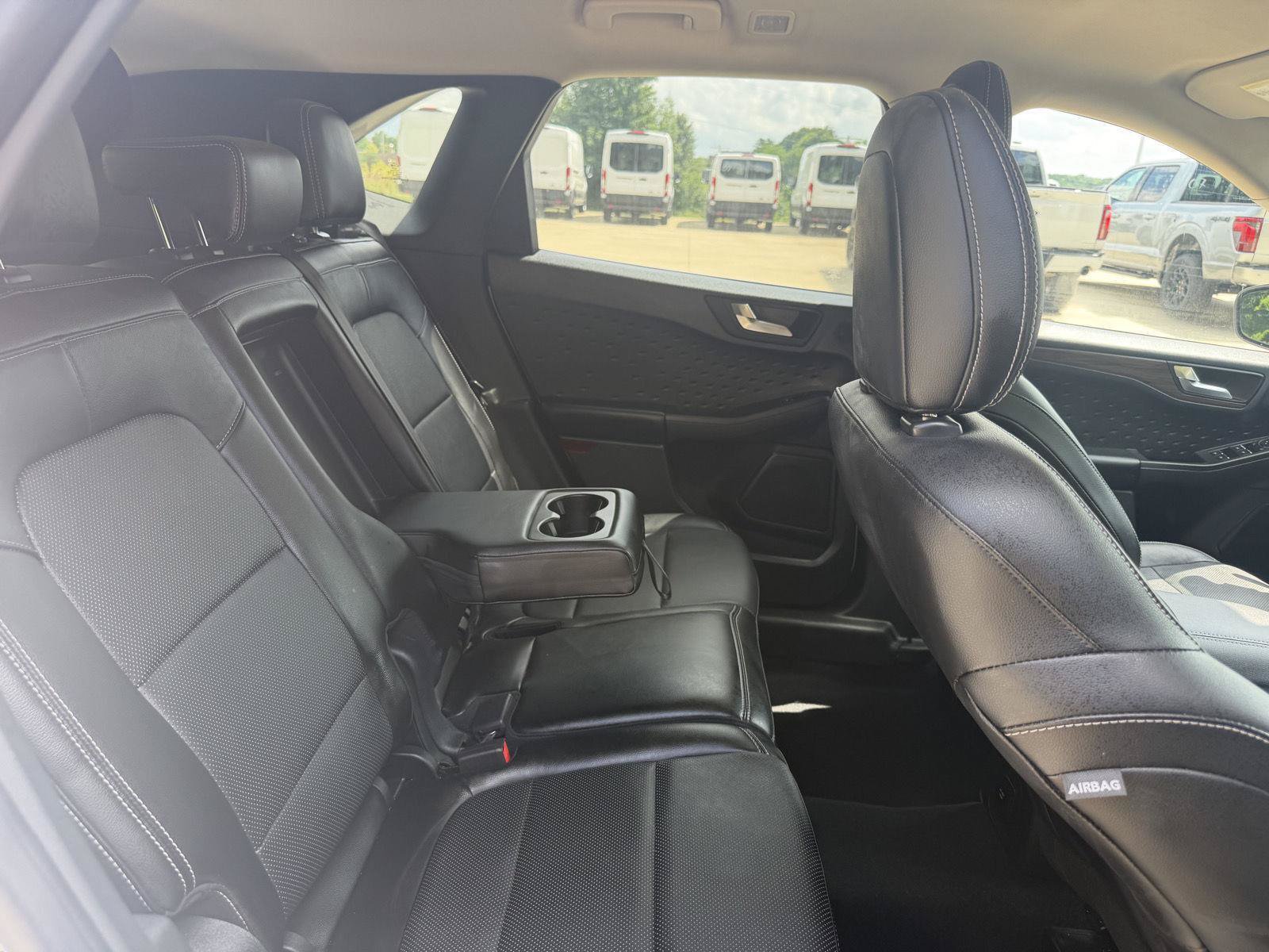Used 2020 Ford Escape Titanium AWD/4WD image 26