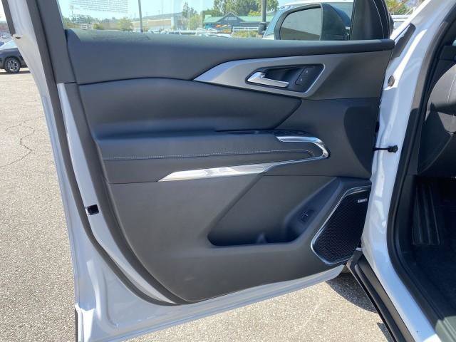 New 2026 Chevrolet Traverse LT w/ Enhanced Driving Package image 22