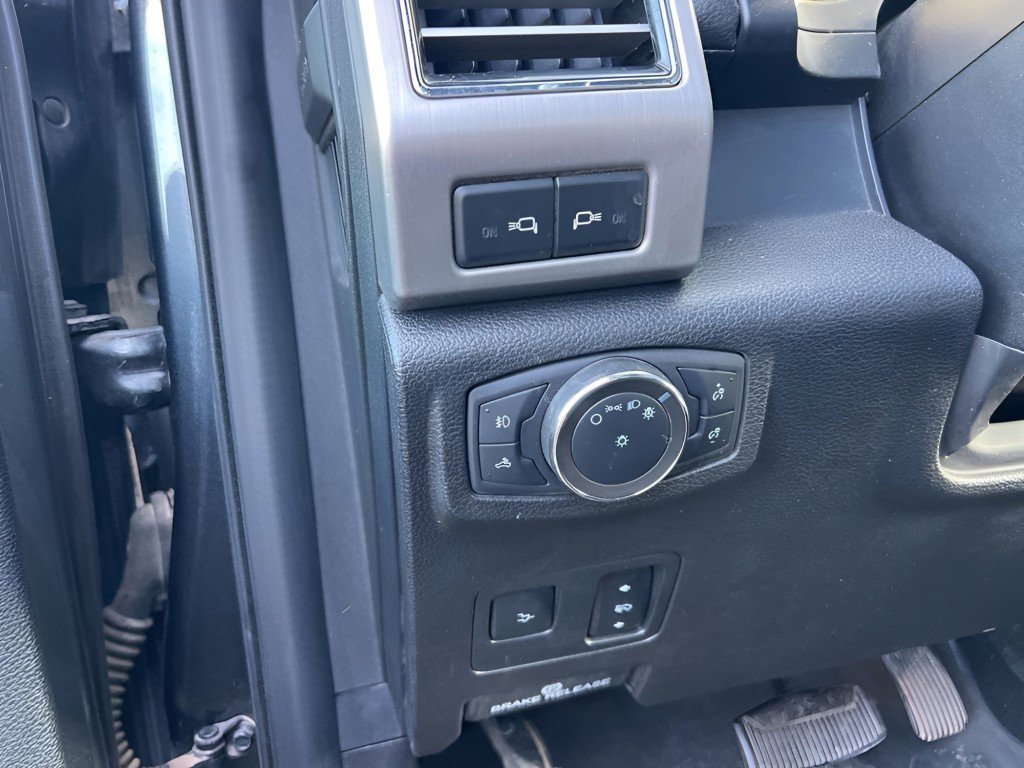 Used 2020 Ford F350 Platinum image 20