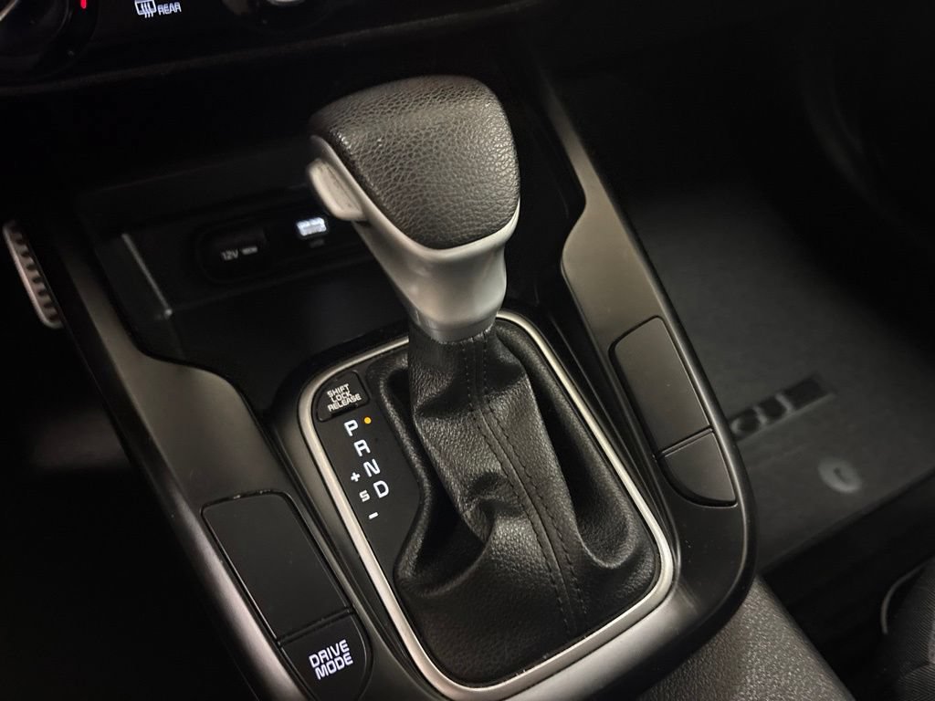 Used 2023 Kia Soul LX w/ LX Technology Package FWD image 14