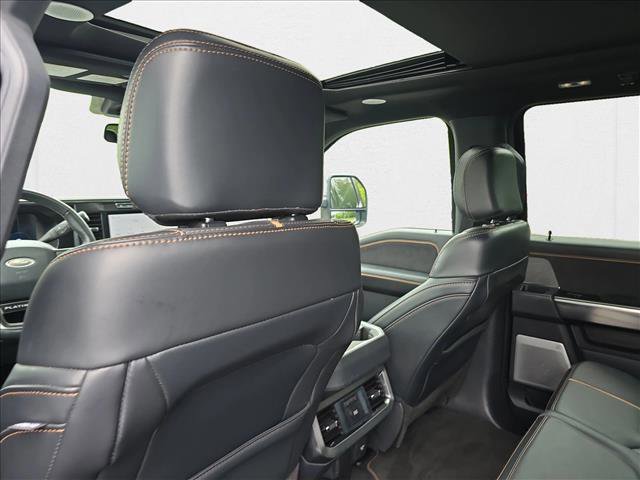 Used 2024 Ford F250 Platinum image 18