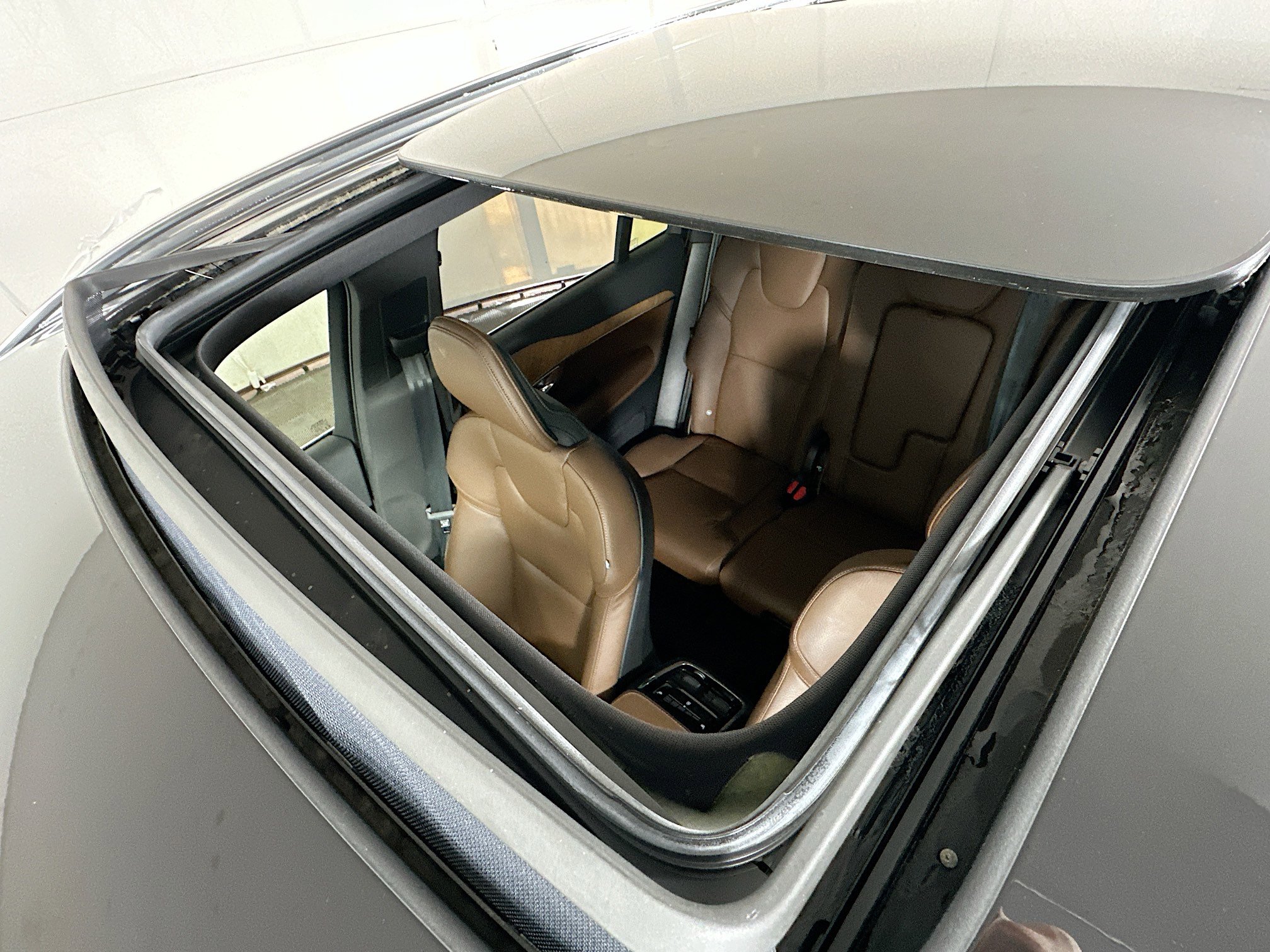 Used 2024 Volvo XC90 B6 Plus w/ Protection Package Premier image 22