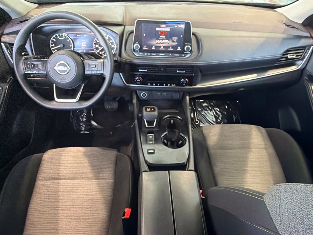 Used 2023 Nissan Rogue SV FWD image 32