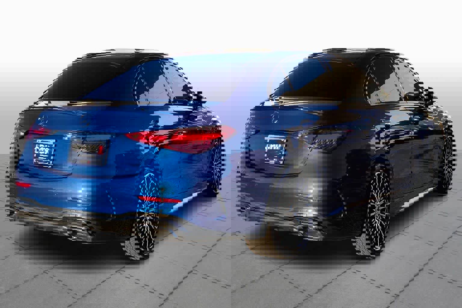 Used 2023 Mercedes-Benz C 300 Sedan image 12