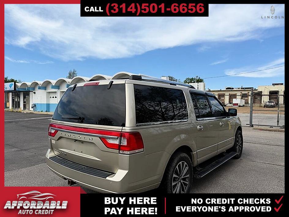 Used 2017 Lincoln Navigator L Select AWD/4WD image 5