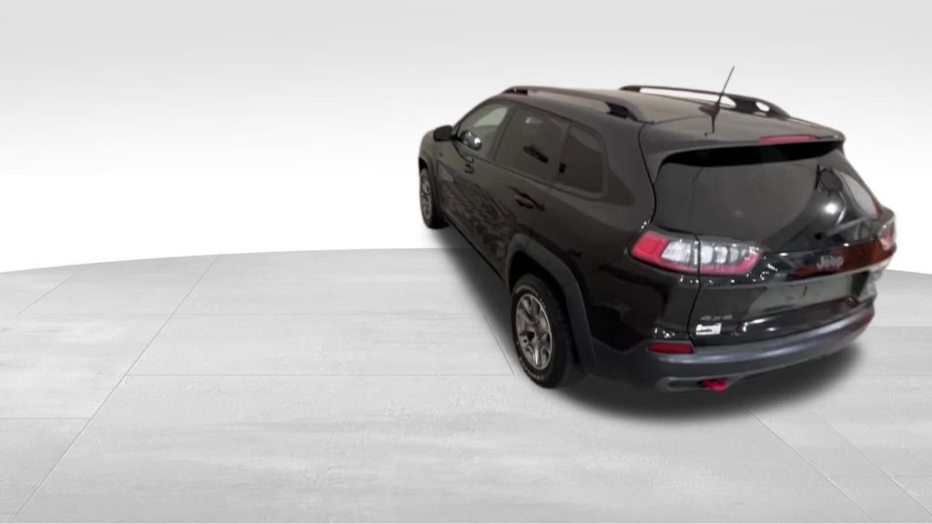 Used 2020 Jeep Cherokee Trailhawk image 11