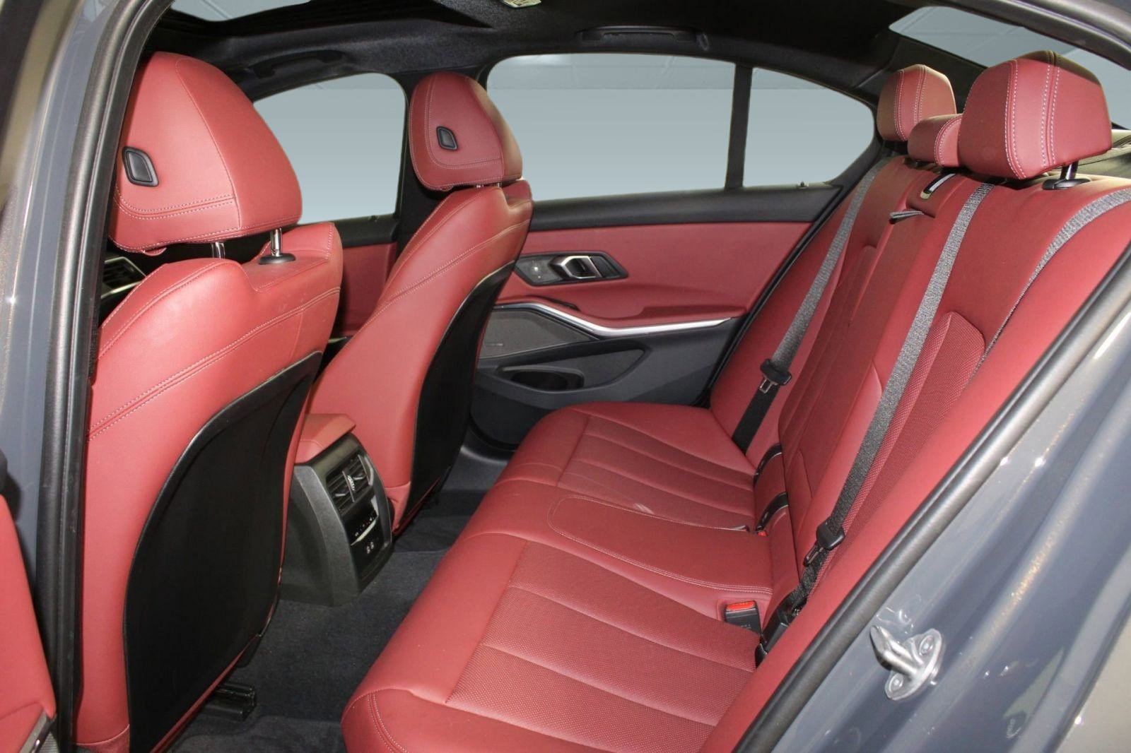 Used 2024 BMW 330e xDrive w/ Premium Package image 24