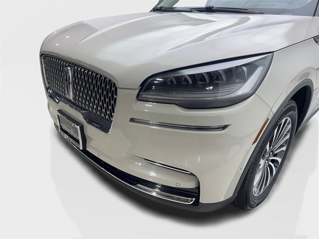 Used 2022 Lincoln Aviator Reserve w/ Equipment Group 201A image 16