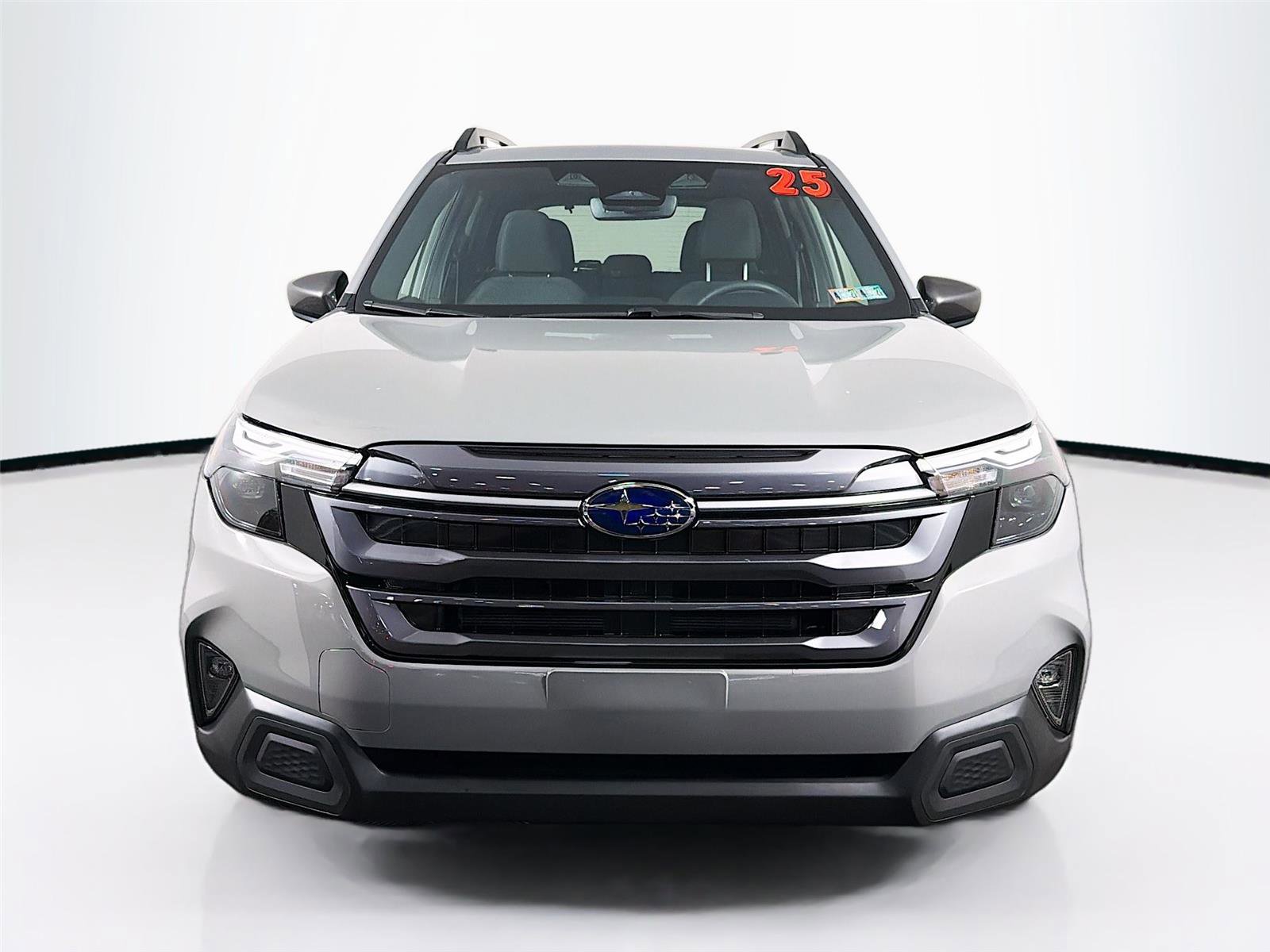 Used 2025 Subaru Forester Premium w/ Convenience Package #1 AWD/4WD image 2