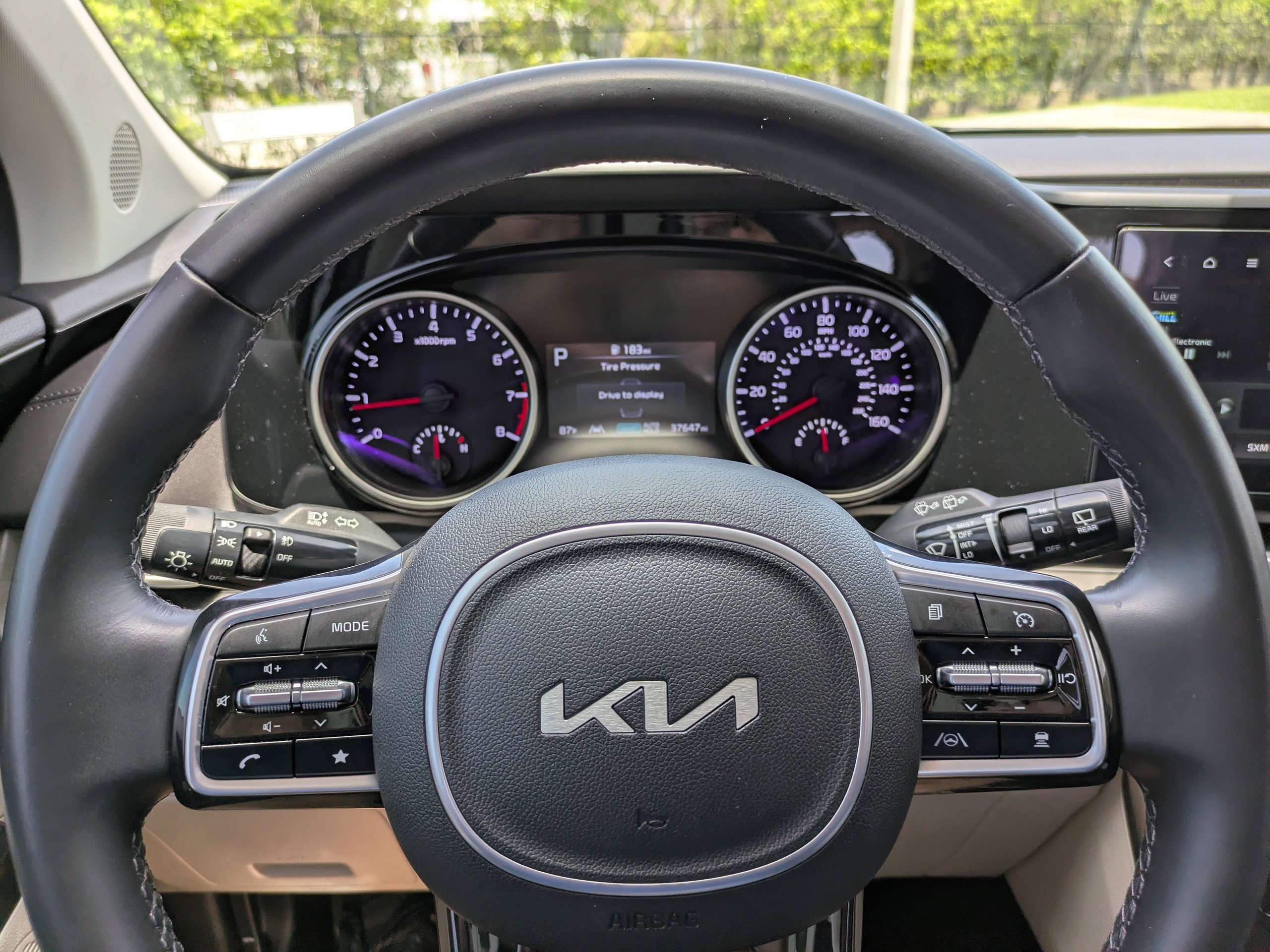 Used 2022 Kia Carnival SX FWD image 28
