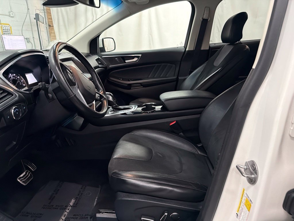 Used 2015 Ford Edge Sport w/ Equipment Group 401A AWD/4WD image 13