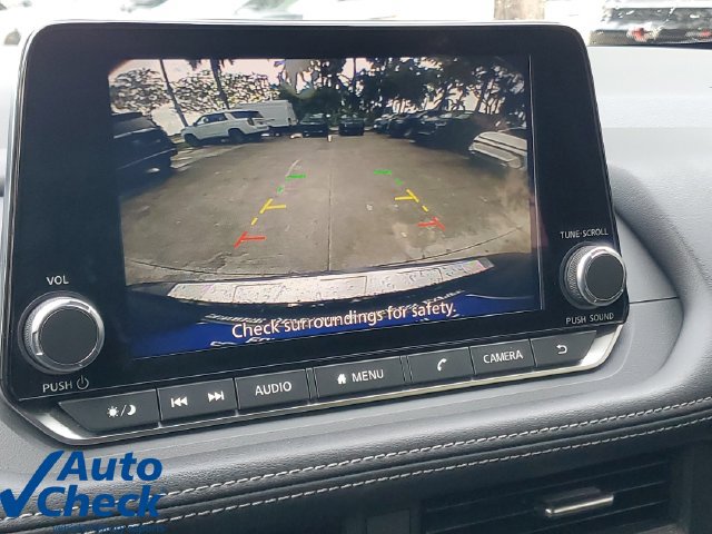 Used 2024 Nissan Rogue SV FWD image 25