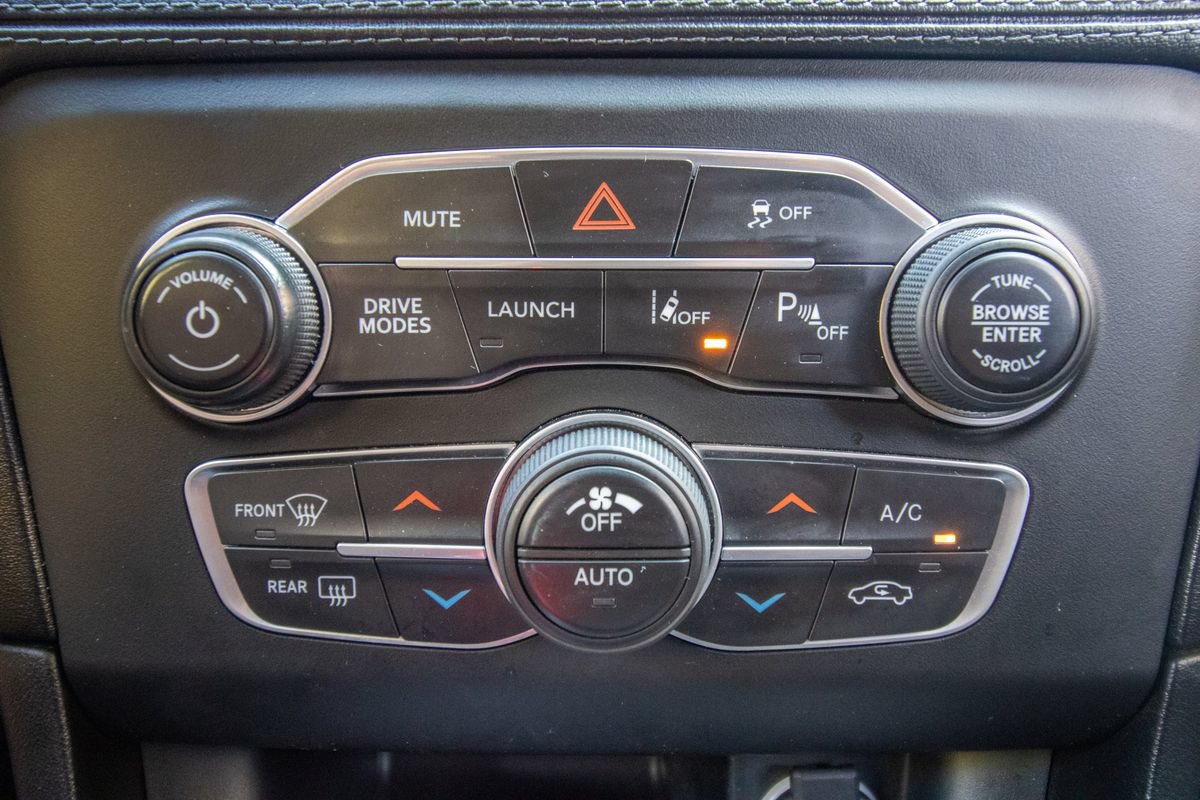 Used 2019 Dodge Charger Scat Pack w/ Technology Group RWD image 32