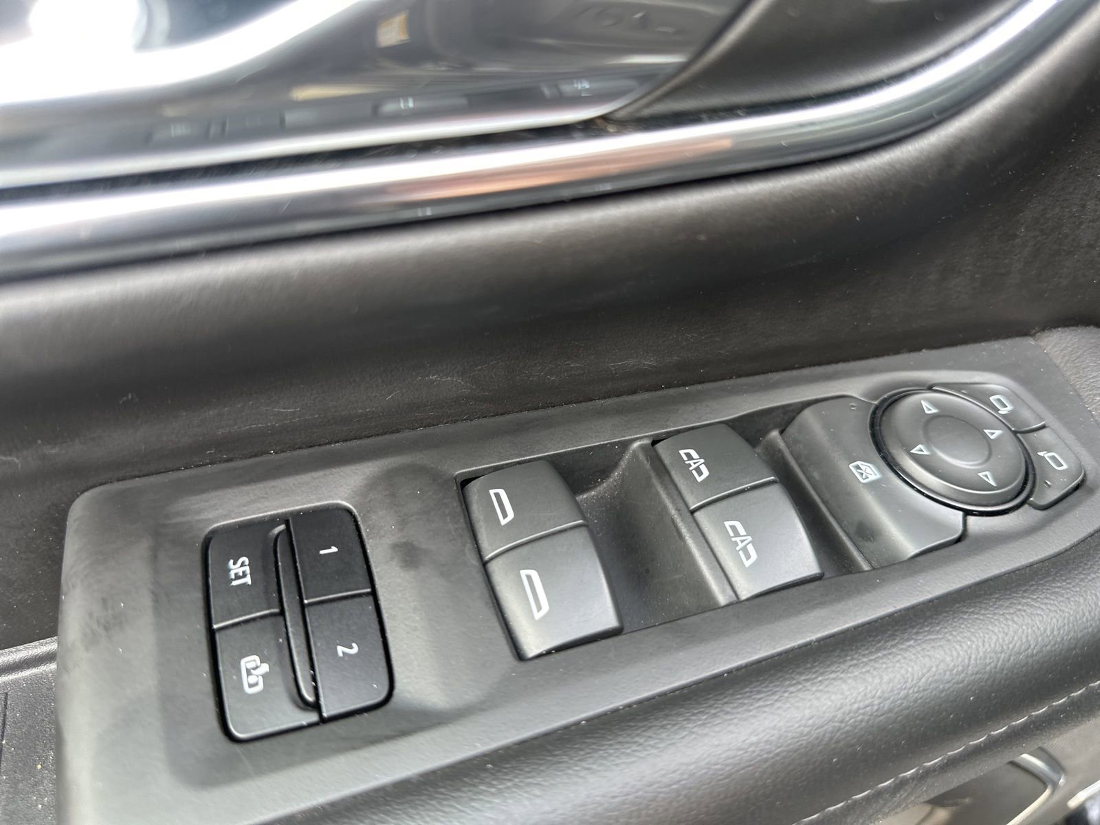 Used 2023 Chevrolet Tahoe LT image 10