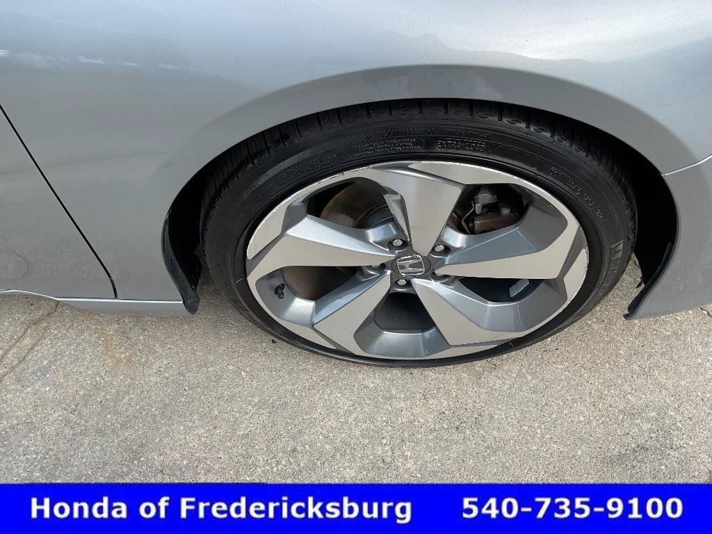 Used 2018 Honda Accord Touring image 13