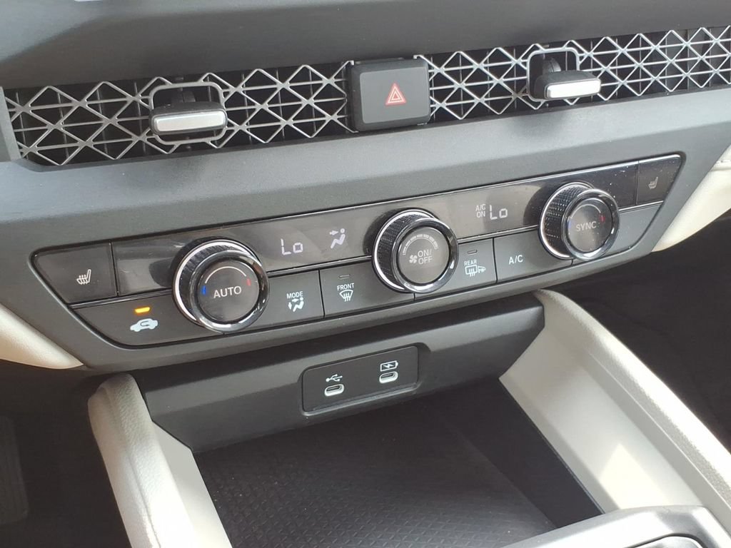 Used 2025 Honda Accord SE image 17