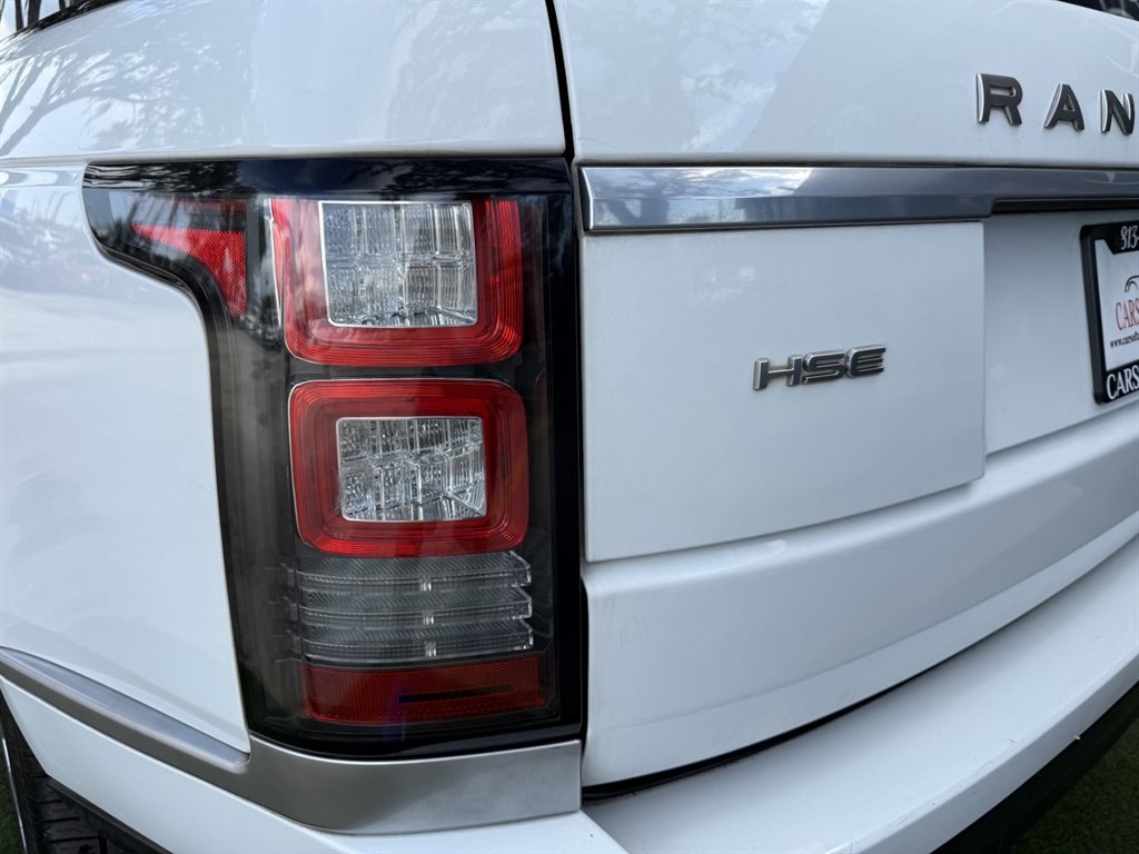 Used 2017 Land Rover Range Rover HSE AWD/4WD image 11