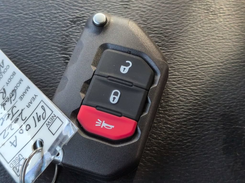 Used 2022 Jeep Gladiator Rubicon AWD/4WD image 27