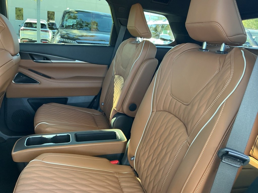 New 2026 INFINITI QX60 Autograph w/ Dark Cargo Package image 27