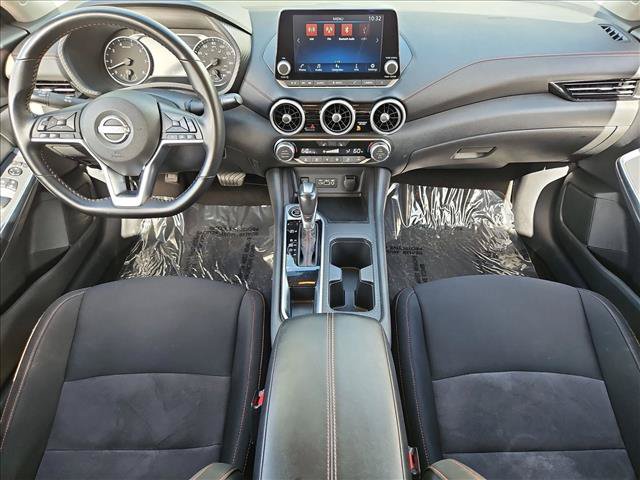 Used 2025 Nissan Sentra SR FWD image 17