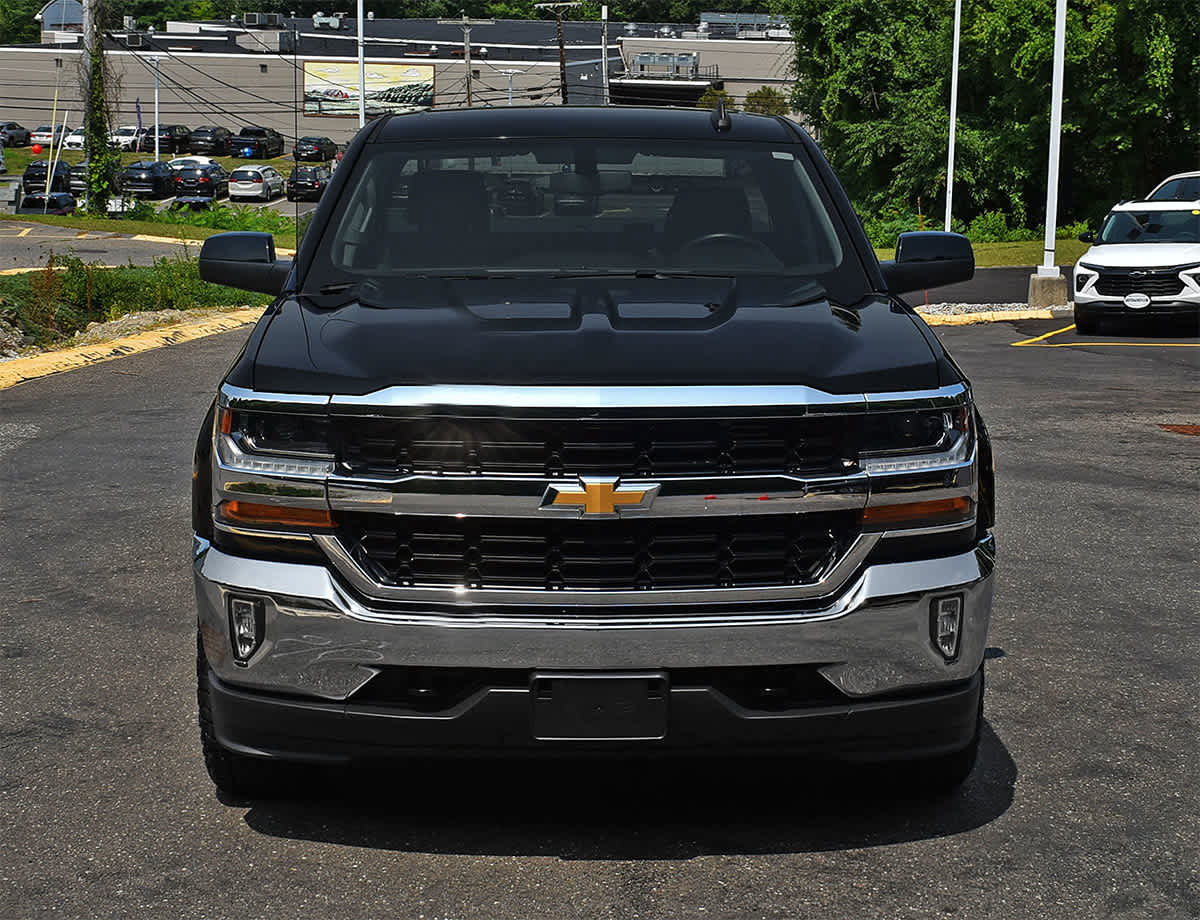 Used 2019 Chevrolet Silverado 1500 LT w/ All Star Edition AWD/4WD image 5