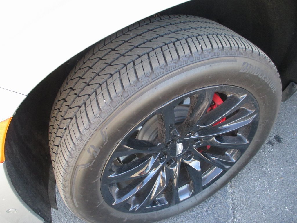 Used 2024 Cadillac Escalade Sport w/ LPO, ONYX Package image 11