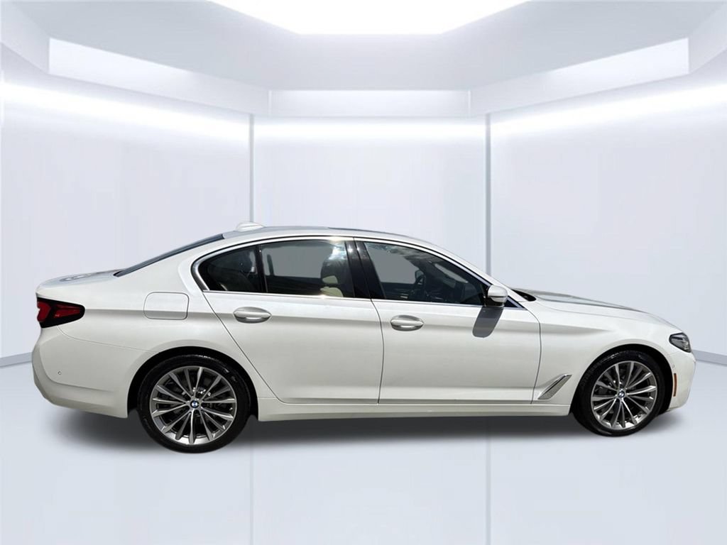 Used 2021 BMW 530i w/ Premium Package RWD image 8