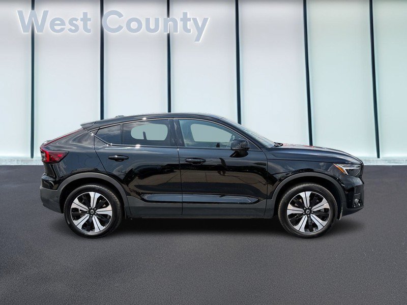 Certified 2023 Volvo C40 Recharge Core w/ Protection Package Premier AWD/4WD image 2