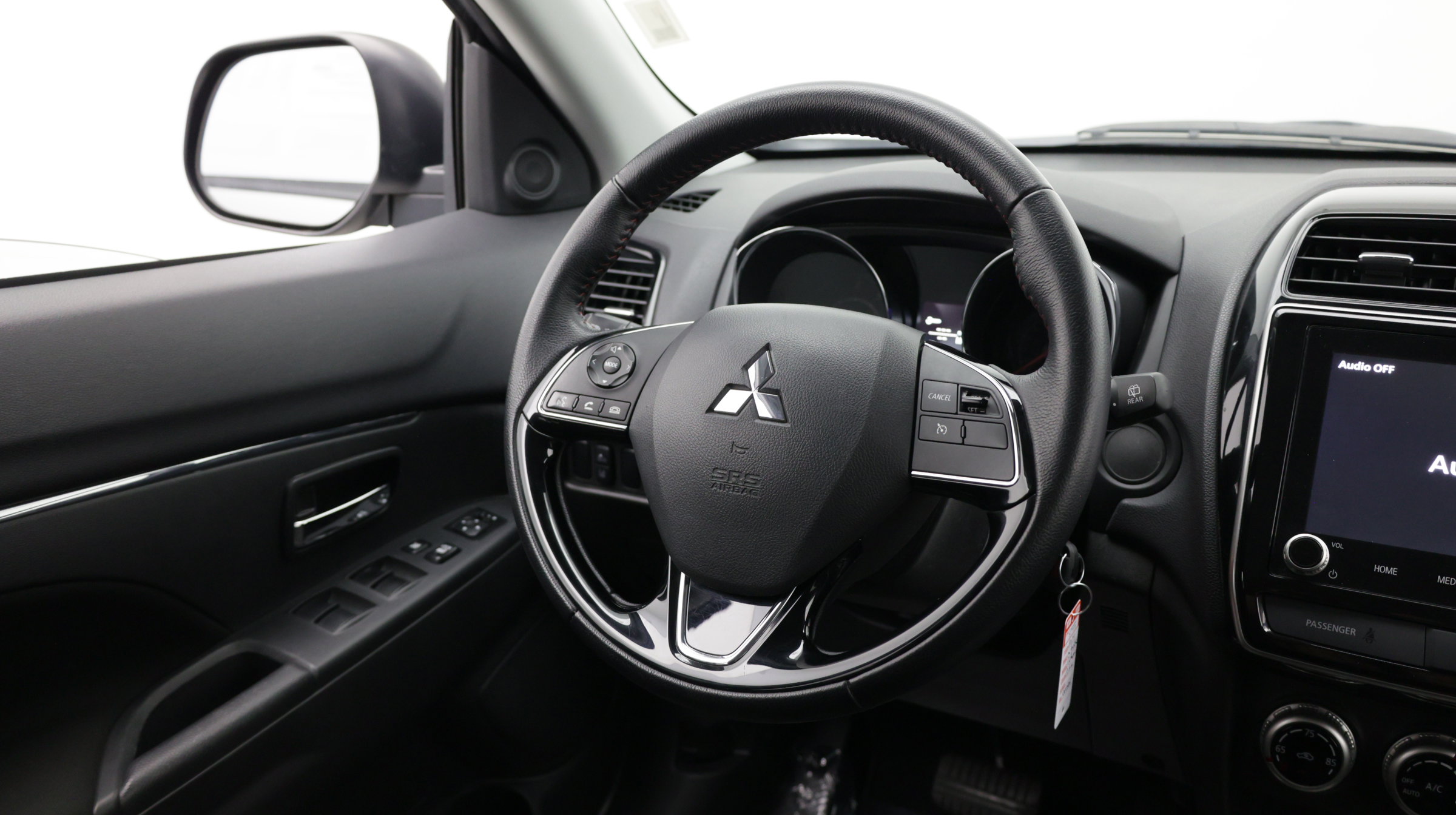 Used 2024 Mitsubishi Outlander Sport LE AWD/4WD image 32