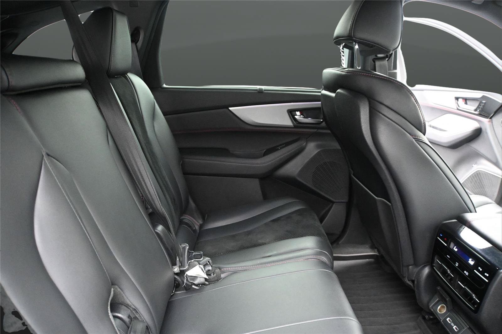 Used 2024 Acura MDX A-Spec AWD/4WD image 18