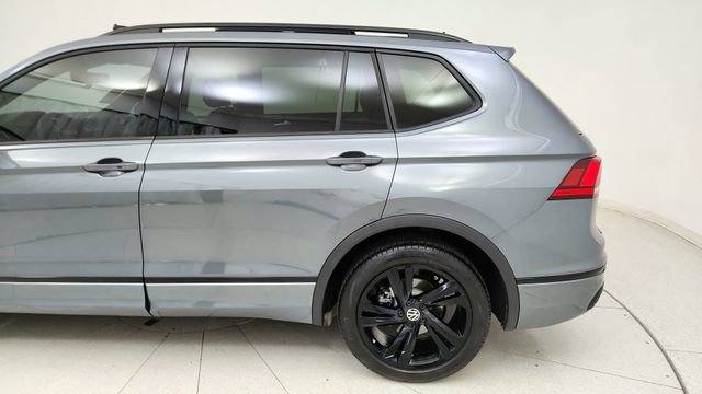 Used 2023 Volkswagen Tiguan SE R-Line image 10
