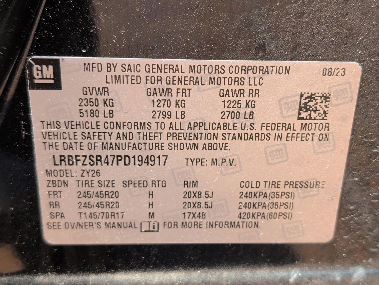 Used 2023 Buick Envision Avenir AWD/4WD image 31