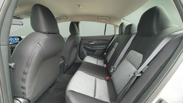 New 2027 Nissan Sentra SV w/ SV Convenience Package FWD image 17