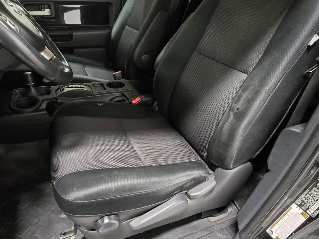 Used 2010 Toyota FJ Cruiser Base image 22