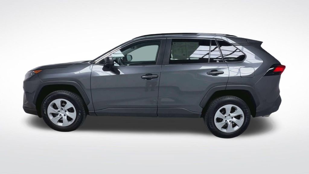 Used 2019 Toyota RAV4 LE AWD/4WD image 18