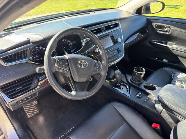 Used 2014 Toyota Avalon XLE Touring FWD image 20