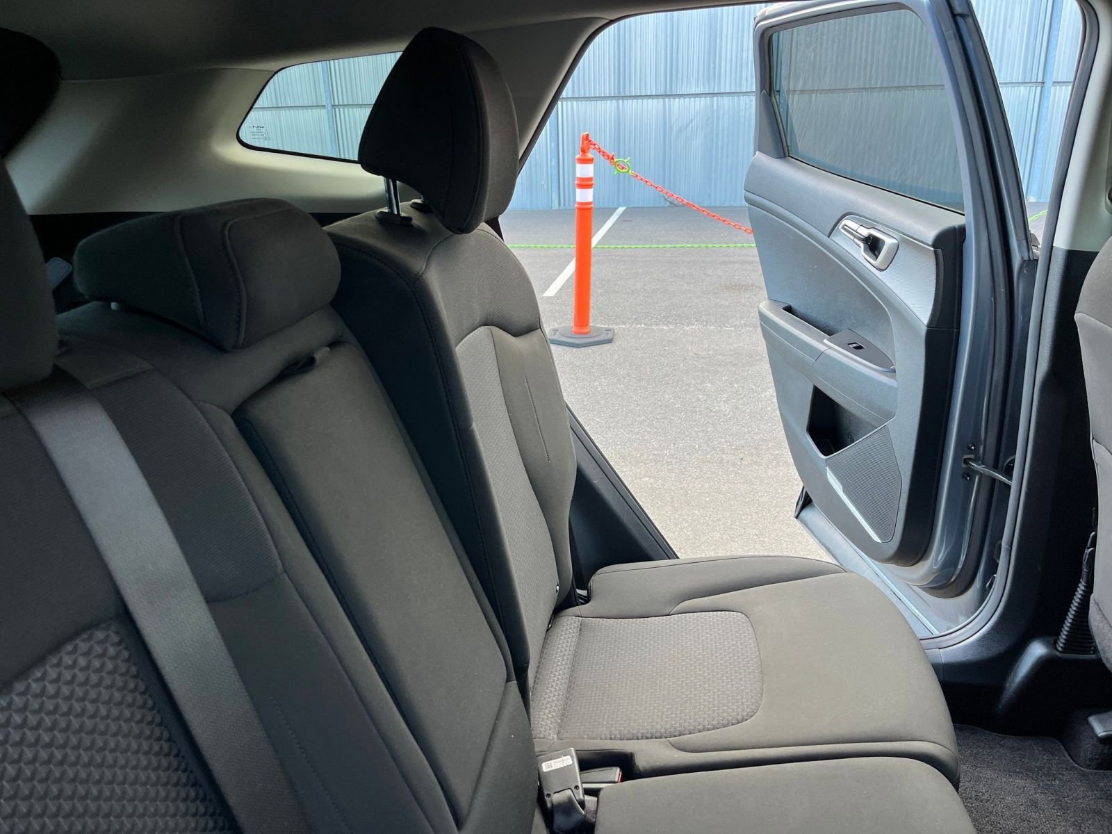 Used 2025 Kia Sportage LX image 36