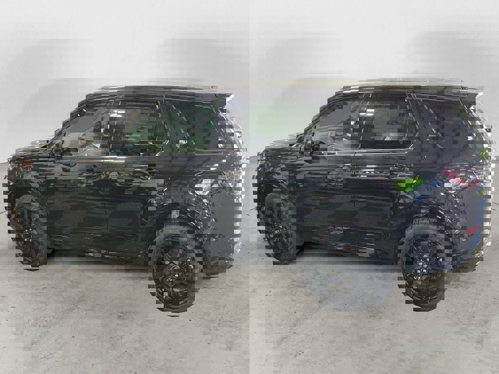 New 2025 Land Rover Discovery Sport Dynamic SE image 2