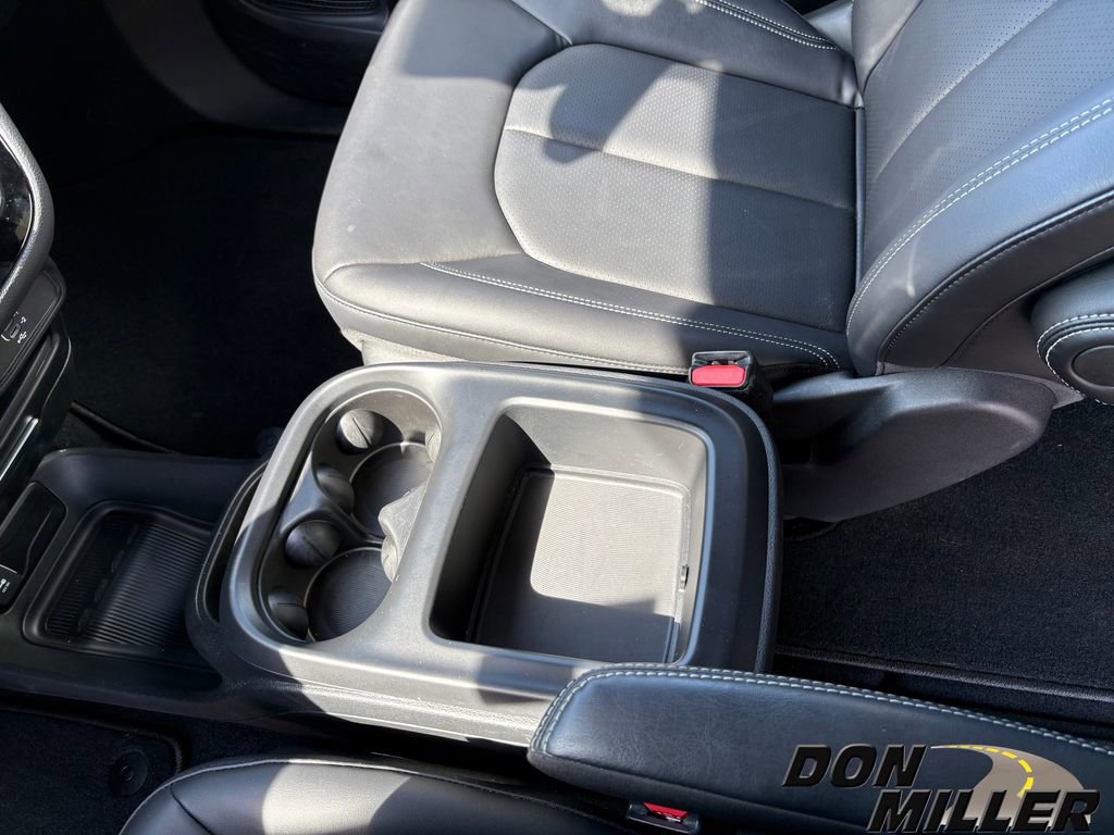 New 2026 Chrysler Pacifica Select image 23