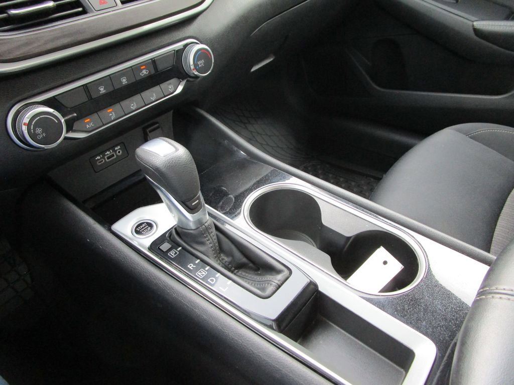 Used 2024 Nissan Altima 2.5 SV image 30